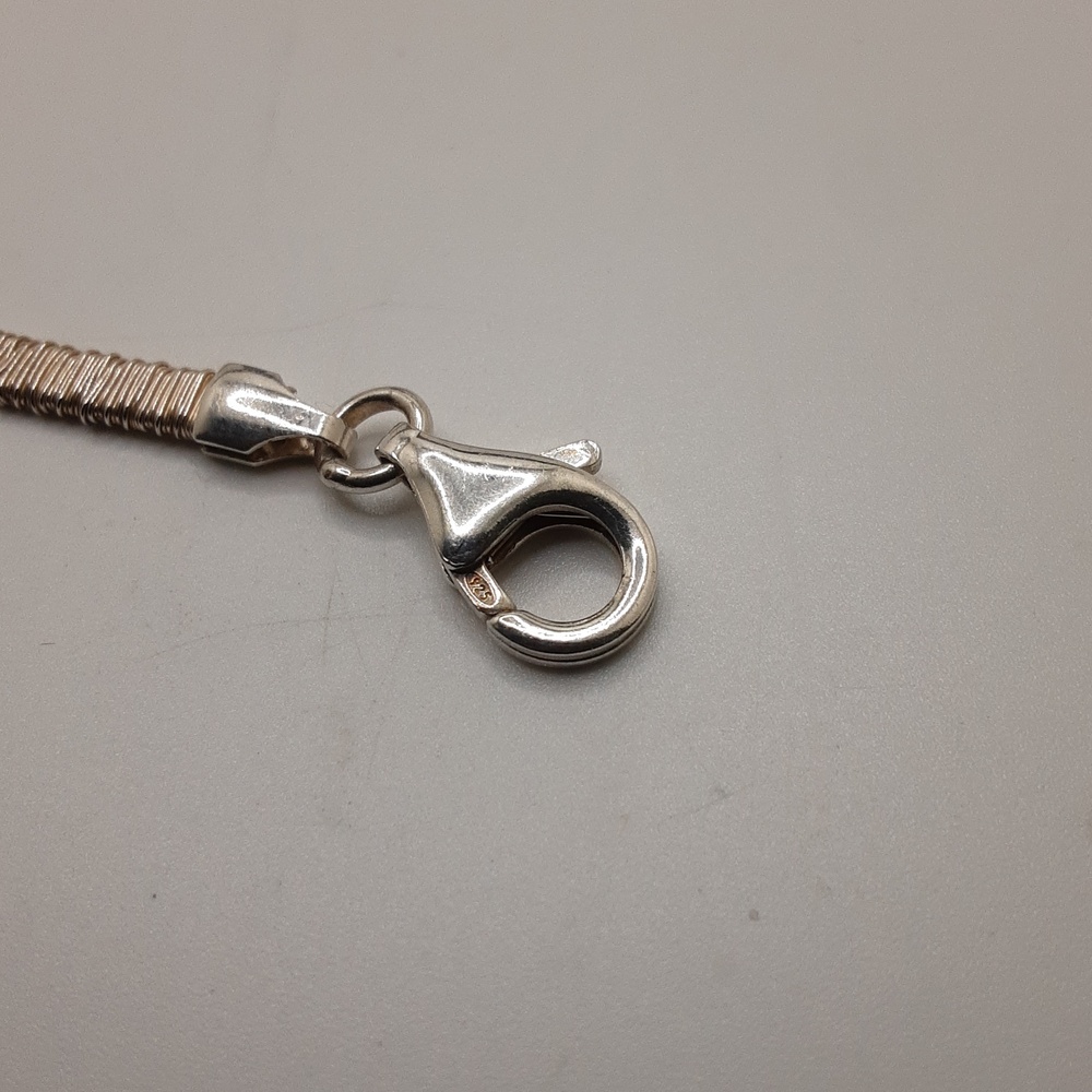 Silpada Silver Take A Bow Bracelet - Picture 11 of 13